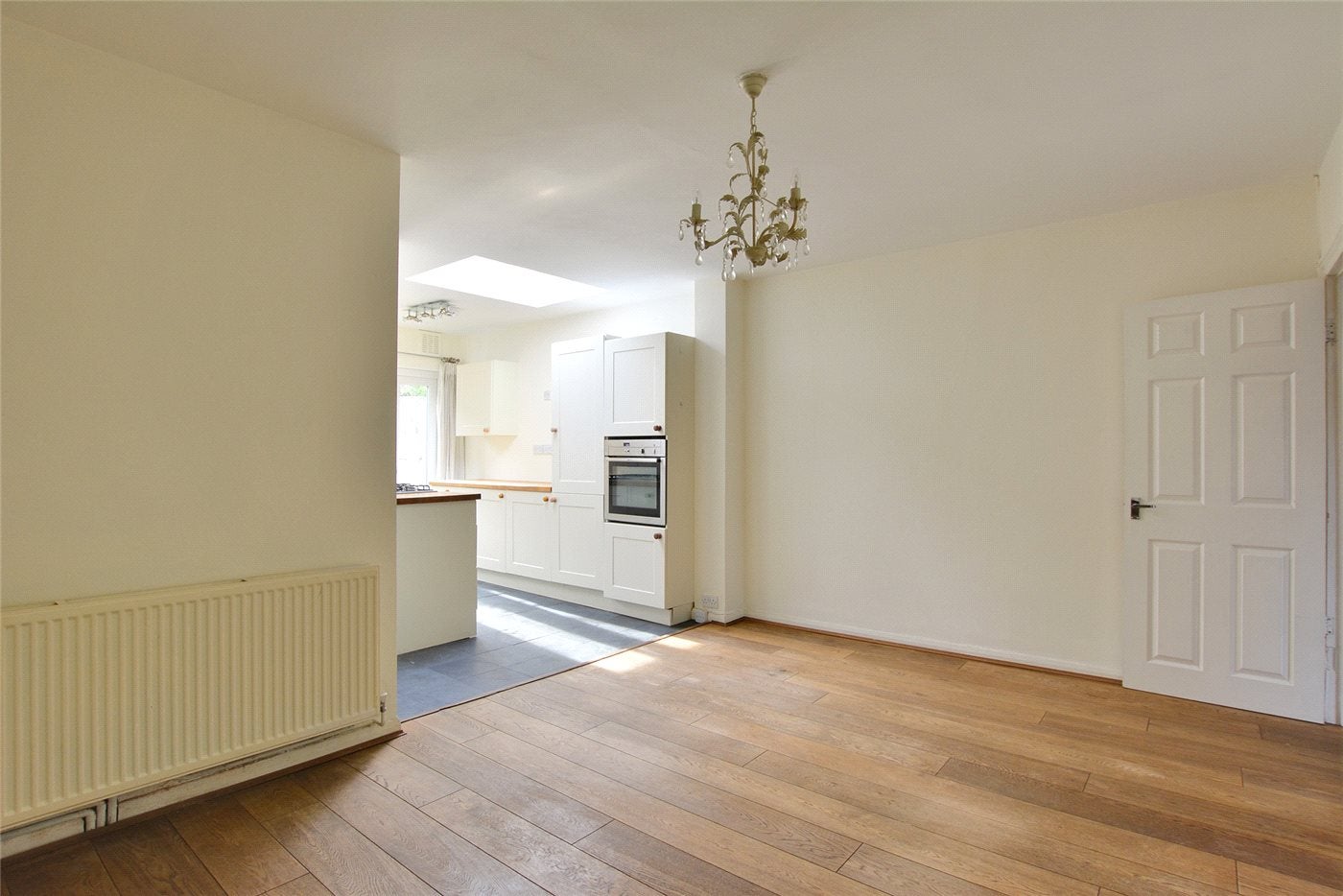 House Lyveden Road in Greater London