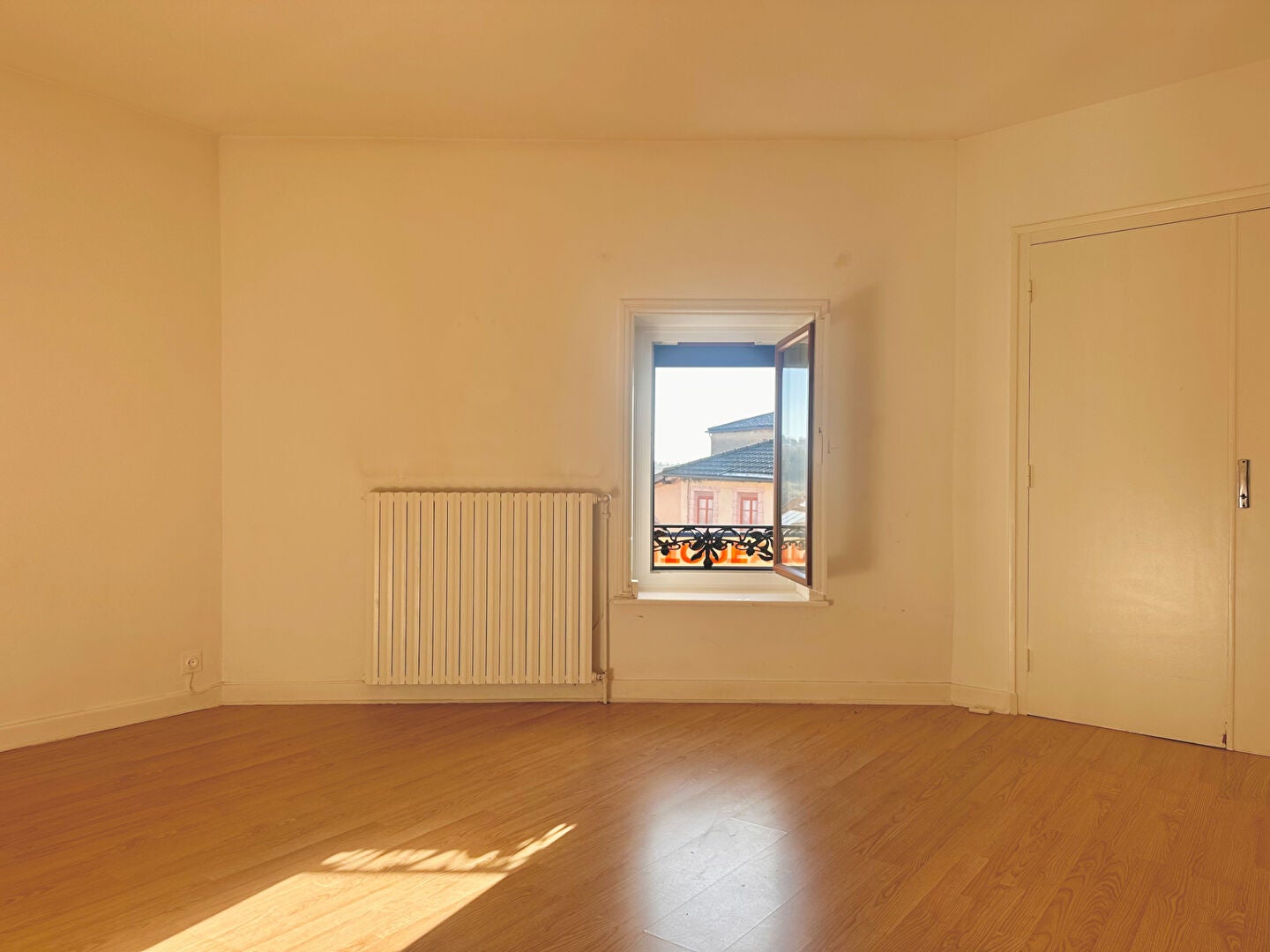 Appartement Rue Jacques Cortay à Val d'Oingt