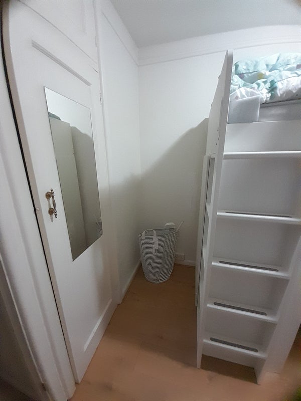 Room Graywood Court in Greater London