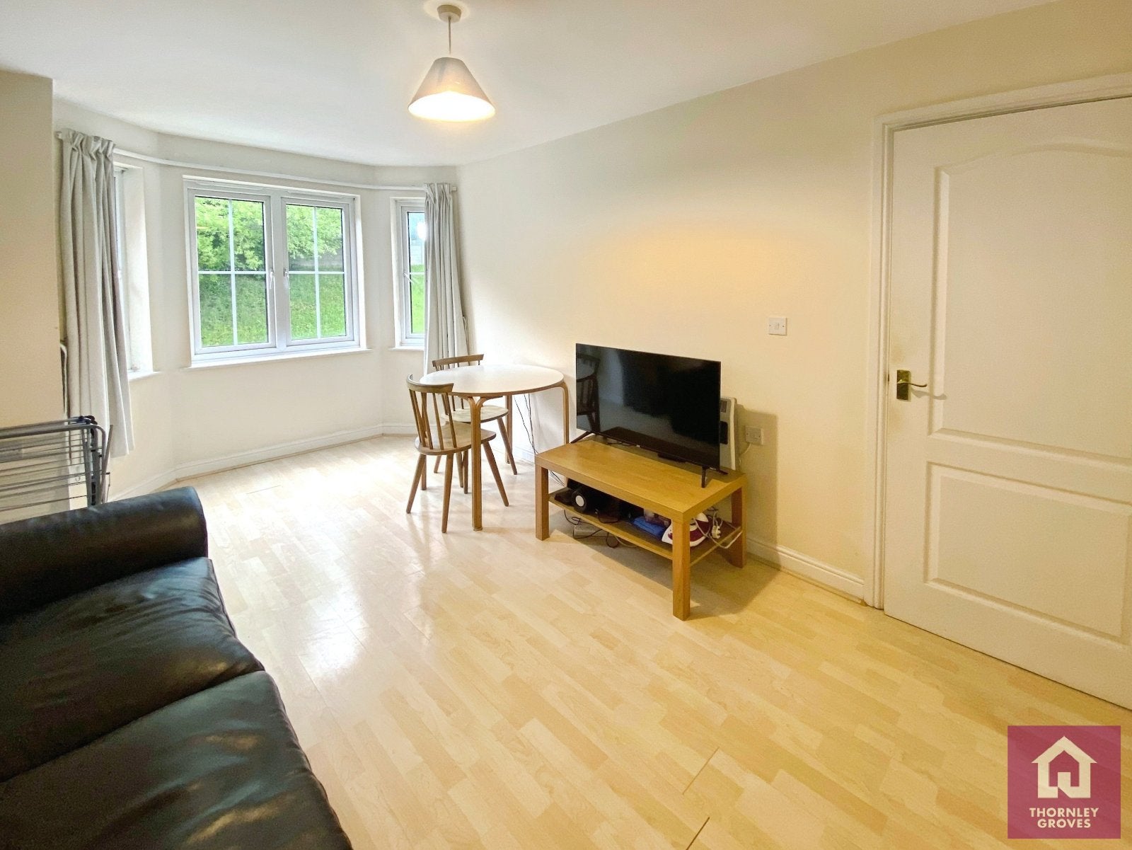 Flat Chelsfield Grove in Manchester