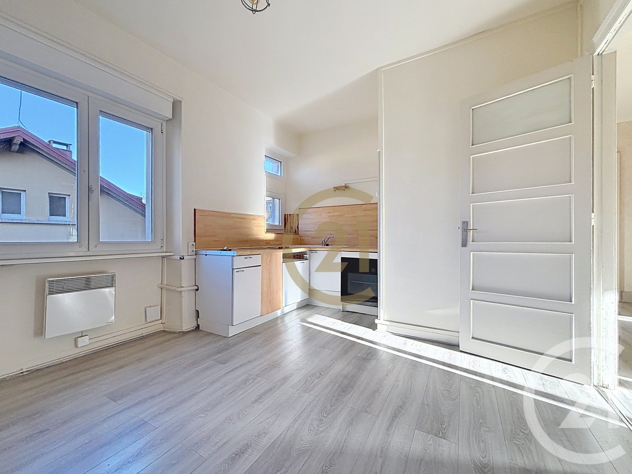 Appartement Rue d'Evette à Évette-Salbert