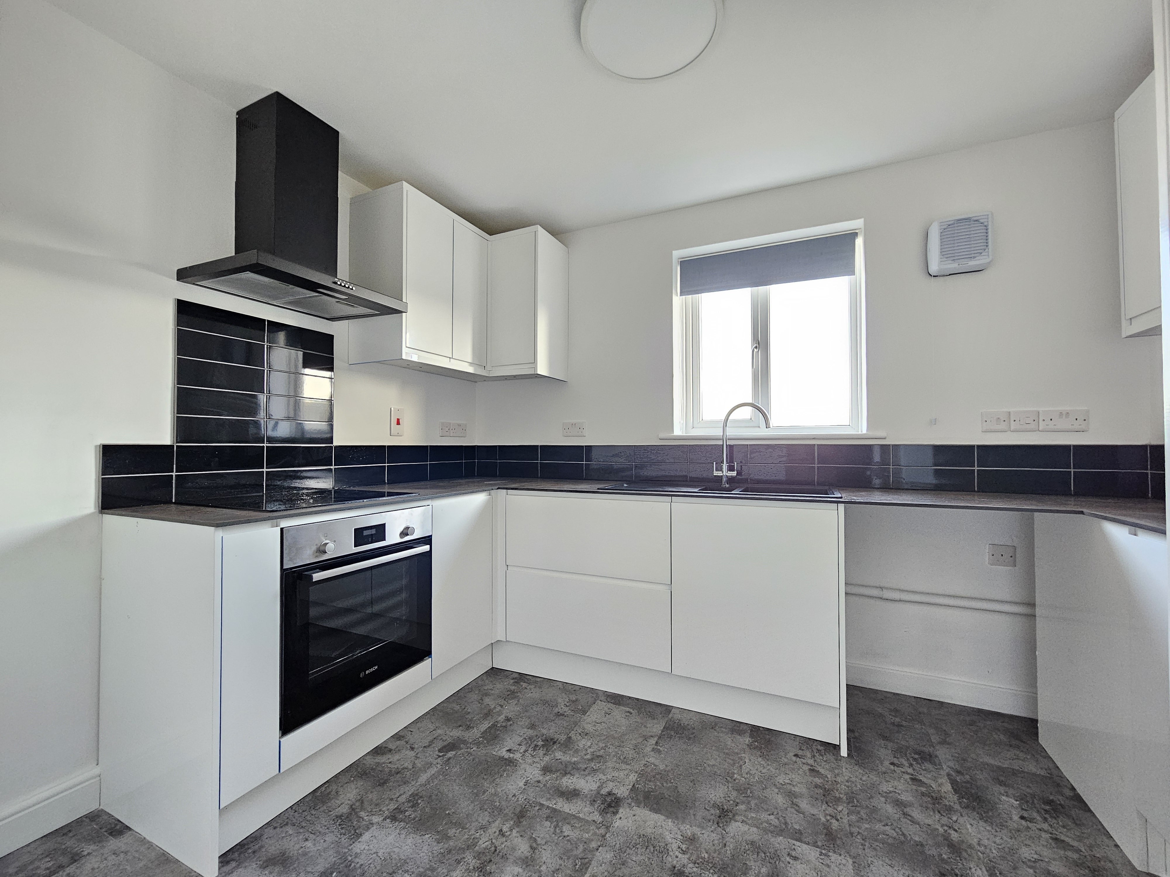 Flat Cumberland Place in Greater London
