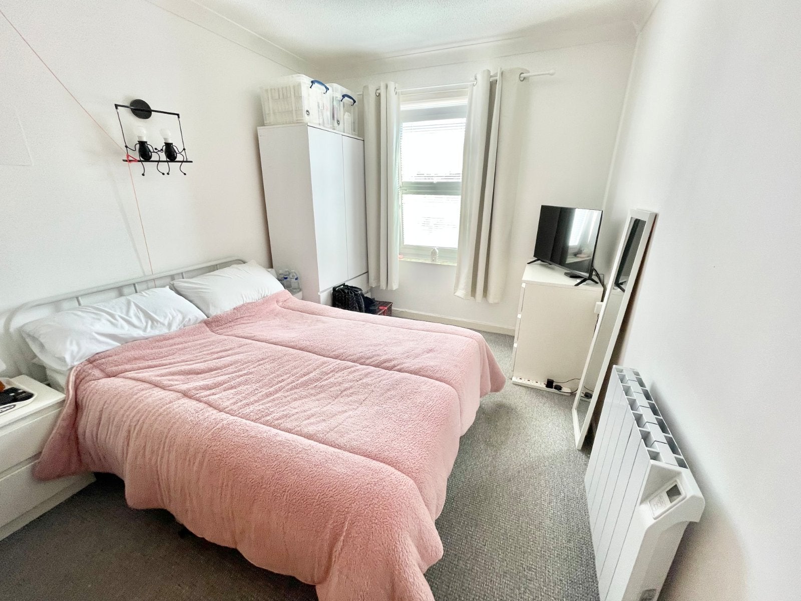 Flat Cobbs Place in Thanet