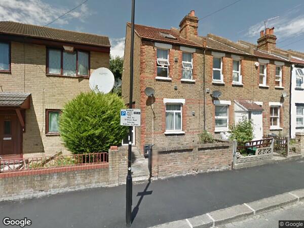 House Myrtle Road in Greater London