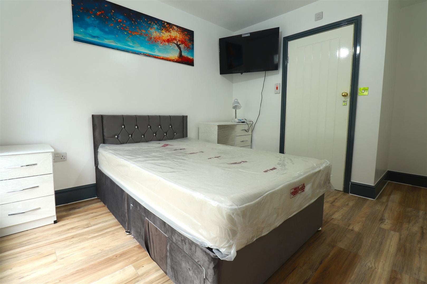 Room Huntly Road in Birmingham