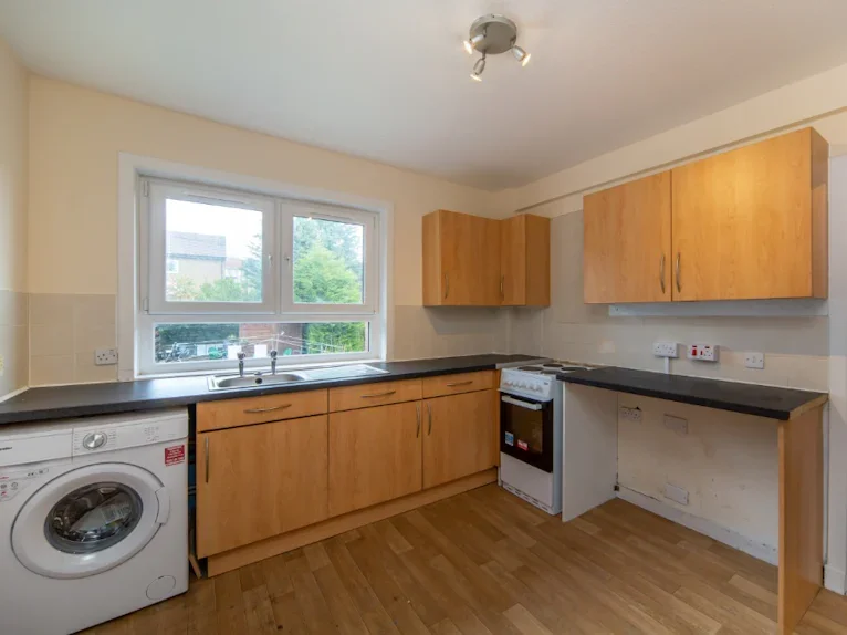 Flat Burnside Road in Gorebridge