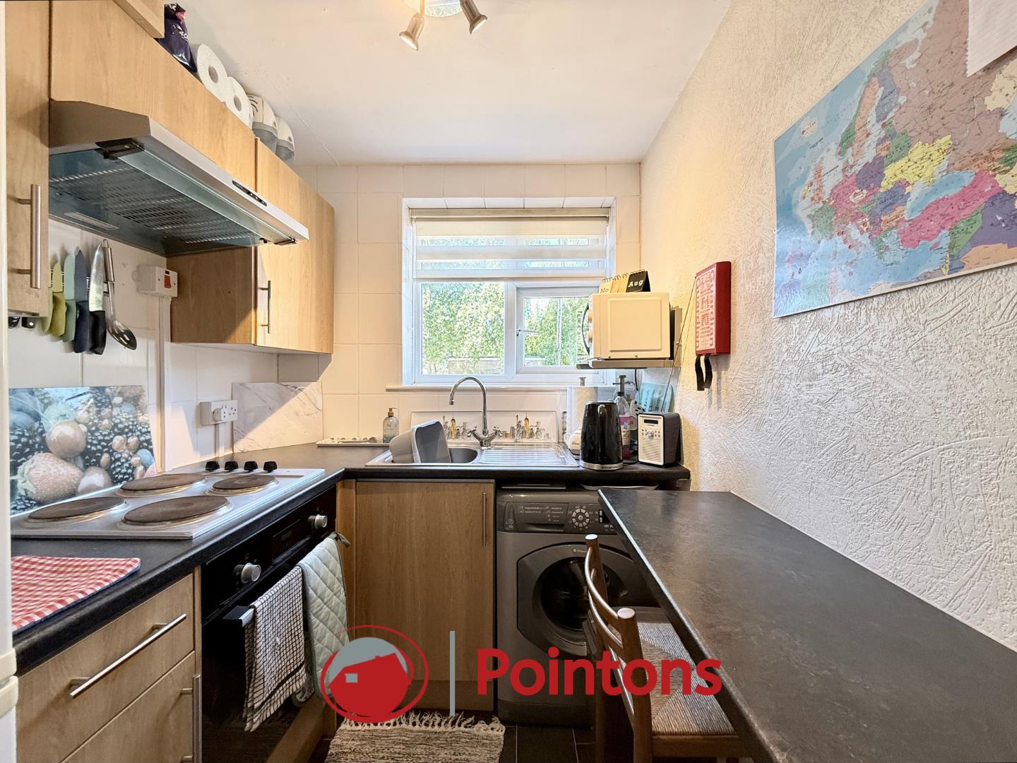 Flat Deegan Close in Coventry