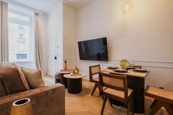 Appartement Avenue de Messine à Paris