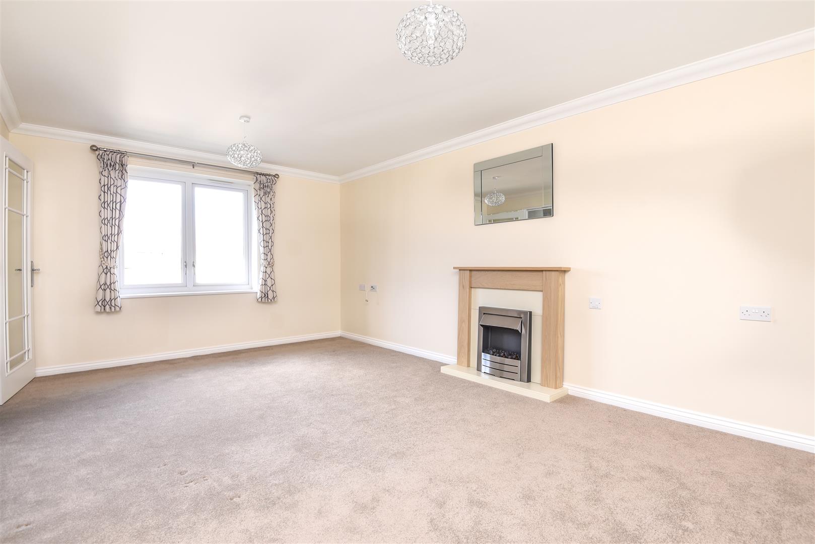 Flat Wat Tyler Way in Maidstone