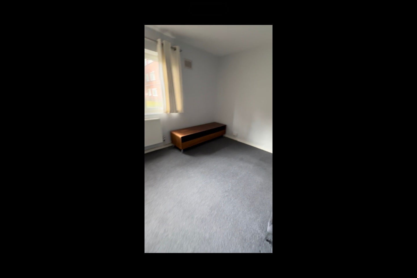 Flat Binfield Road in Greater London
