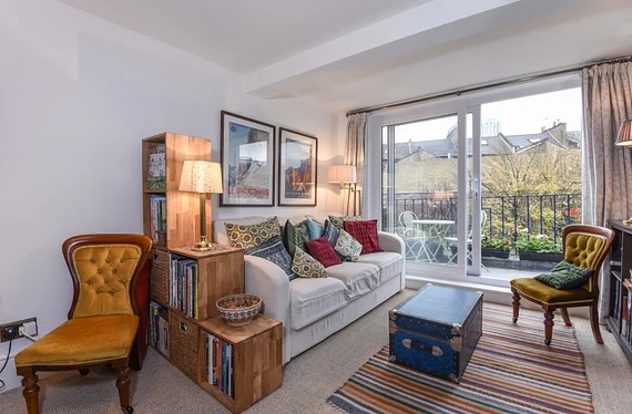 Flat Meadow Road in Greater London