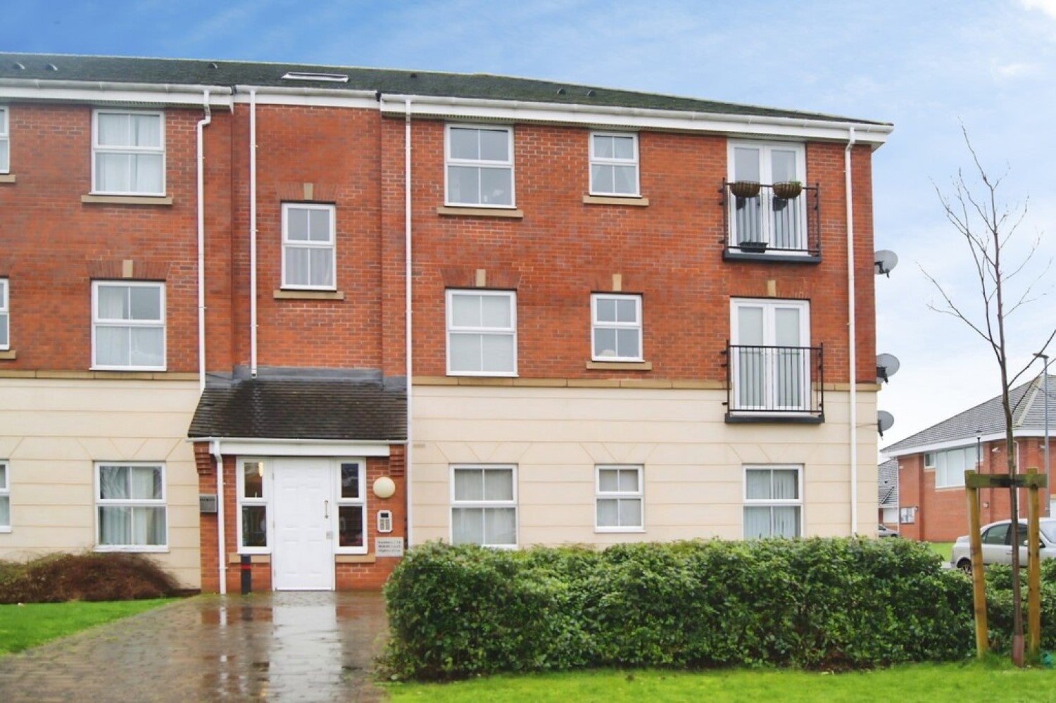 Flat Highley Drive in Coventry