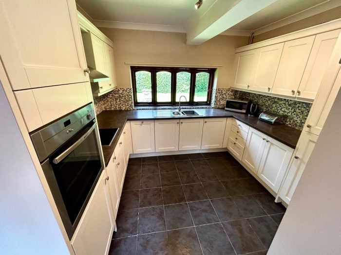 House Saint Michaels Close in Great Yarmouth