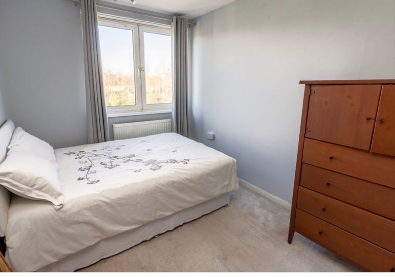 Room Stebondale Street in Greater London