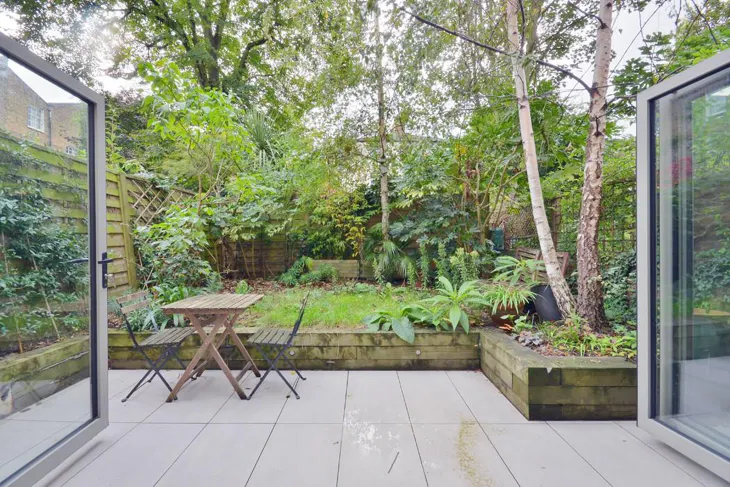 Flat Ockendon Road in Greater London