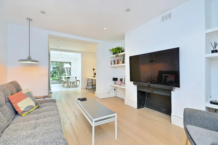 Flat Ockendon Road in Greater London