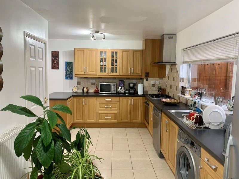 Room Borrowdale Way in Charnwood