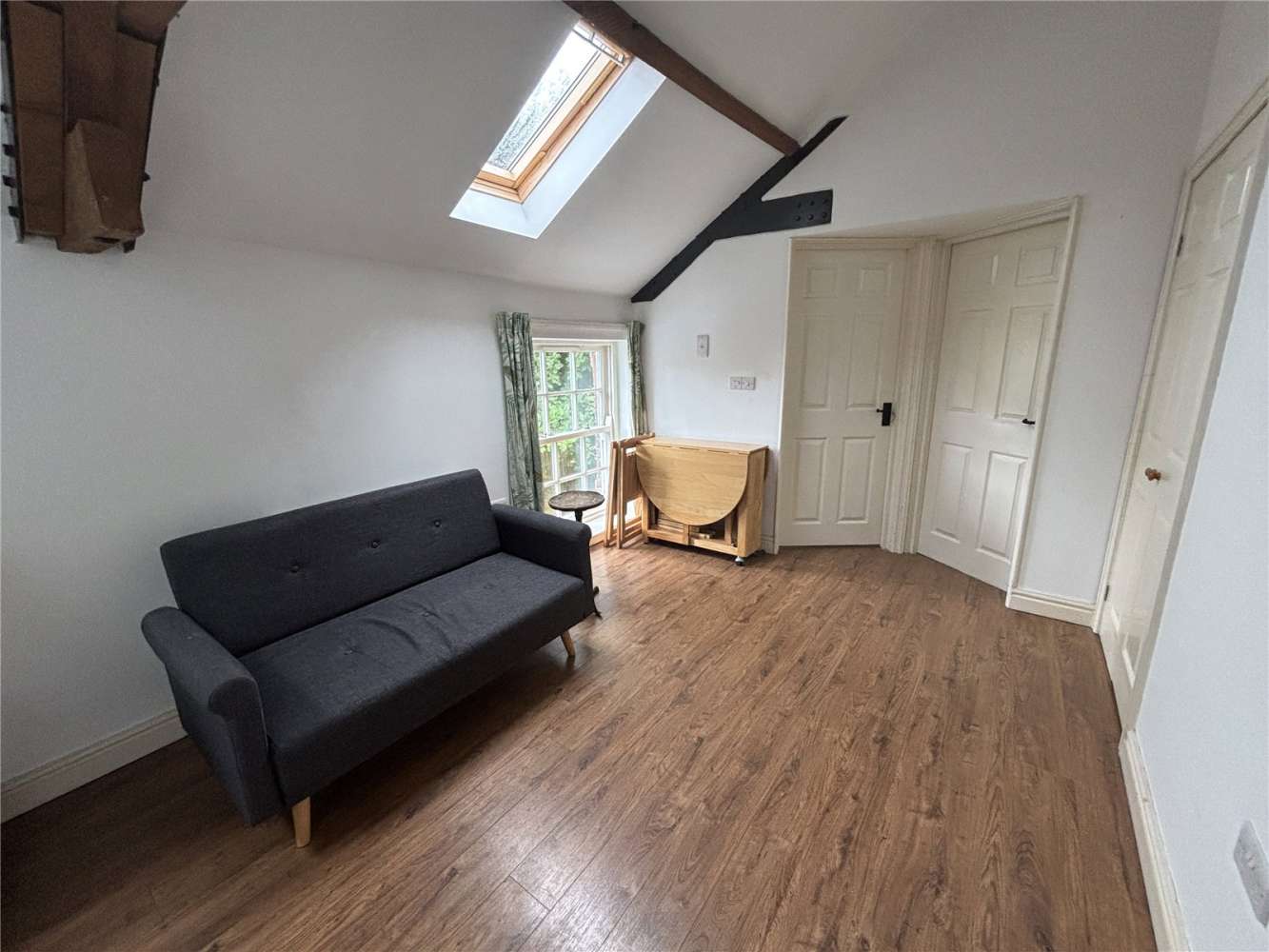 Flat Orchard Lane in Houghton