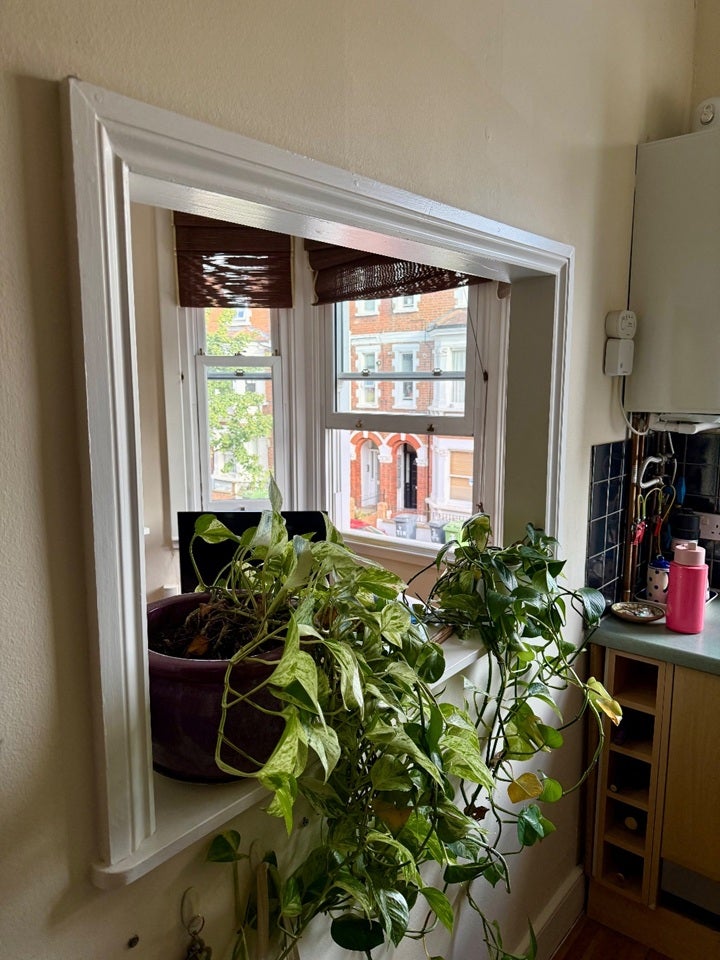 Flat Tregothnan Road in Greater London