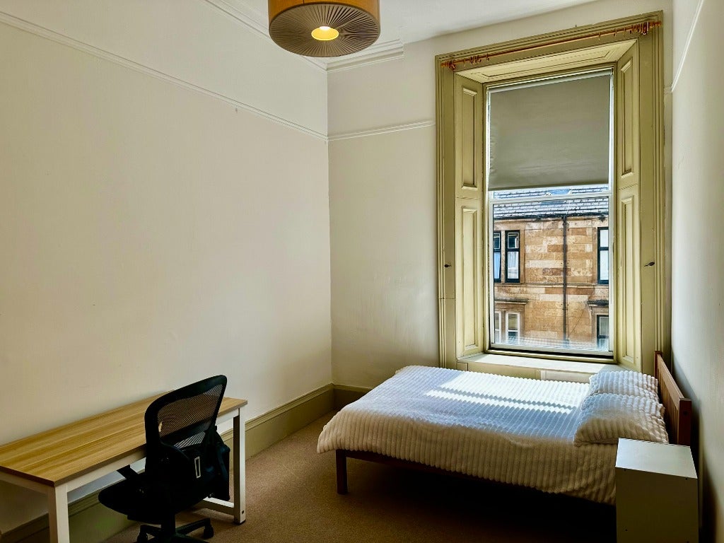 Flat Roxburgh Street in Glasgow