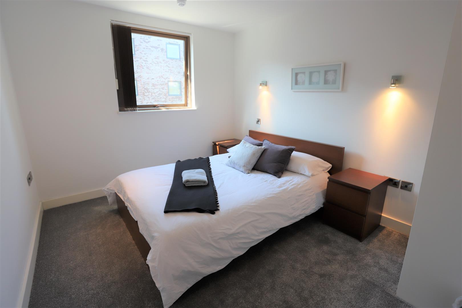 Flat Isaac Way in Manchester