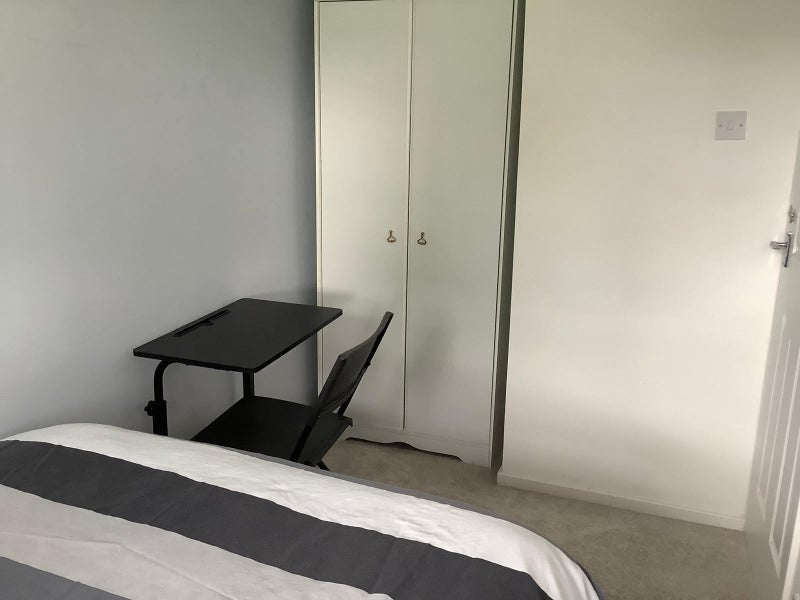 Room Staveley Close in Charnwood
