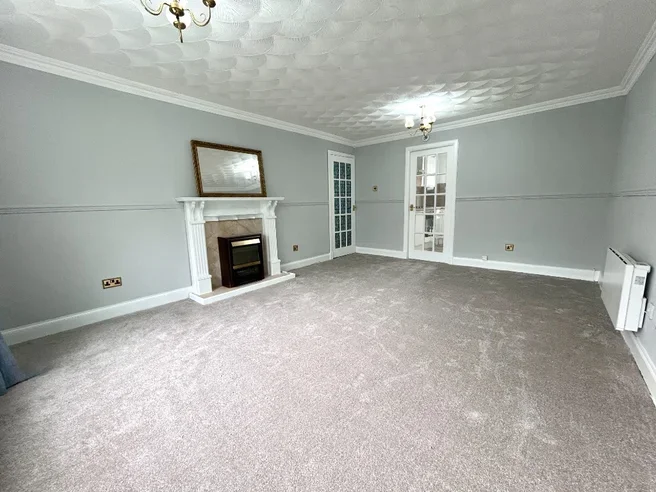 Flat St Mungo Avenue in Glasgow
