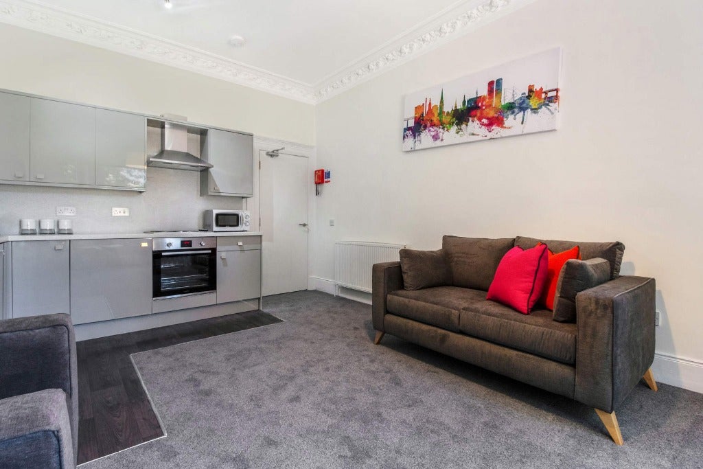 Flat Bellefield Avenue in Dundee