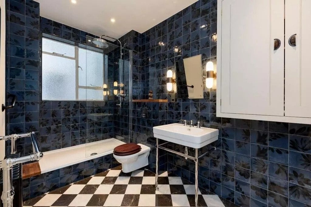 Flat Ennismore Gardens in City of Westminster