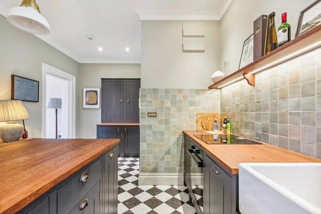Flat Ennismore Gardens in City of Westminster