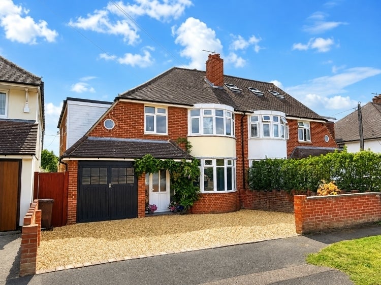 House Thesiger Road in Vale of White Horse