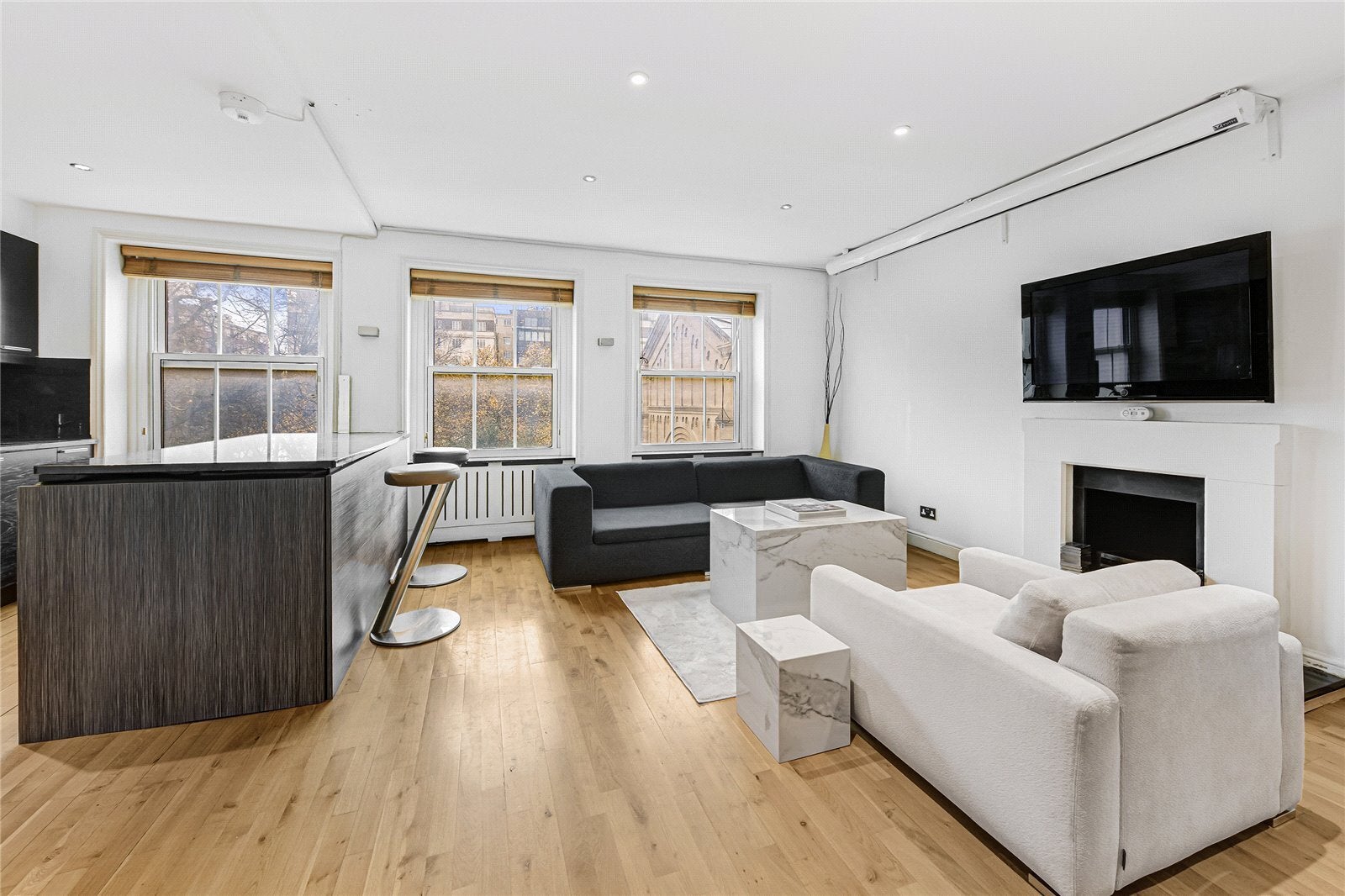 Flat Ennismore Gardens in City of Westminster