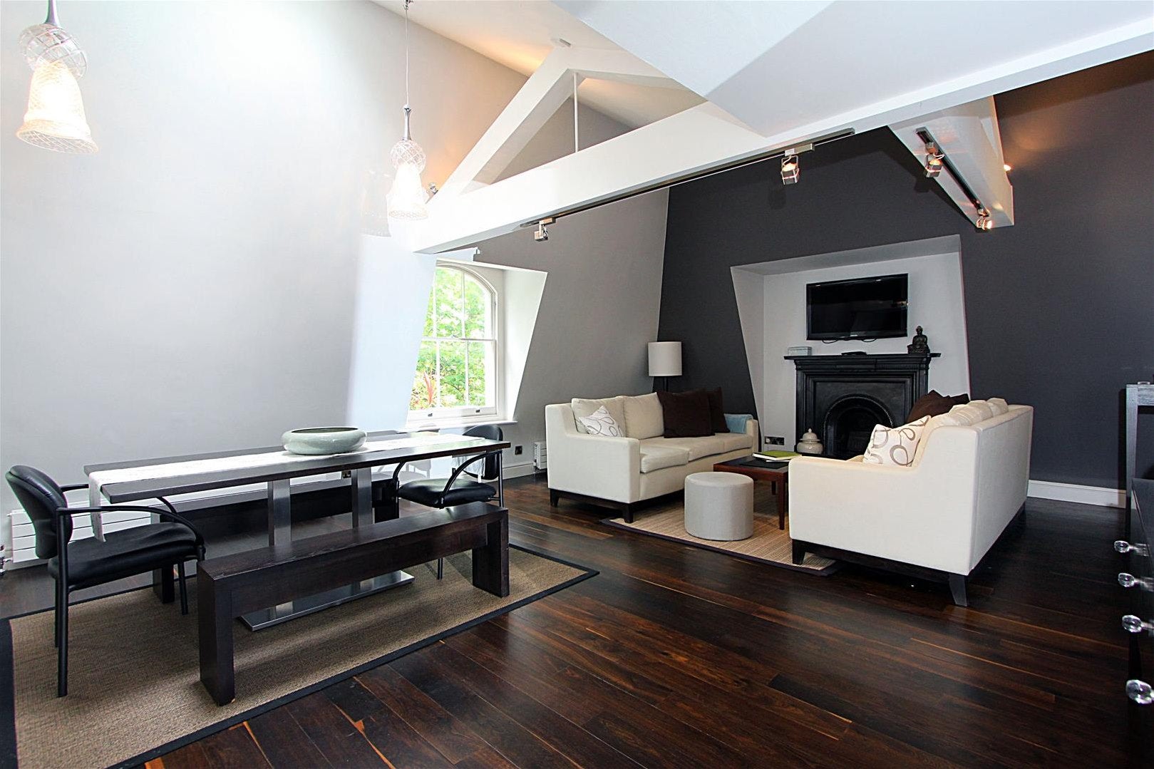 Flat Gledhow Gardens in Greater London