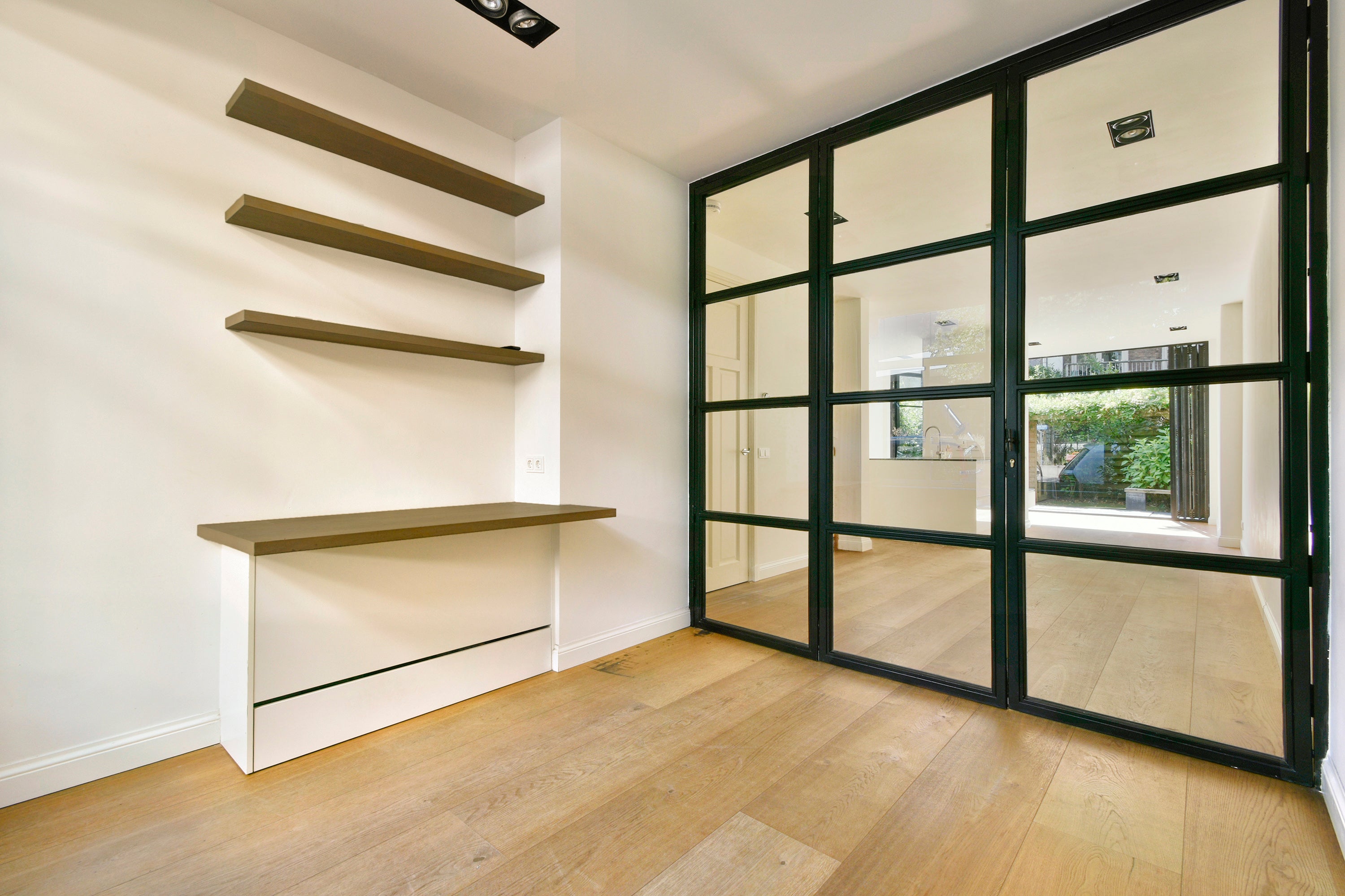 Appartement te huur: Trompenburgstraat, Amsterdam