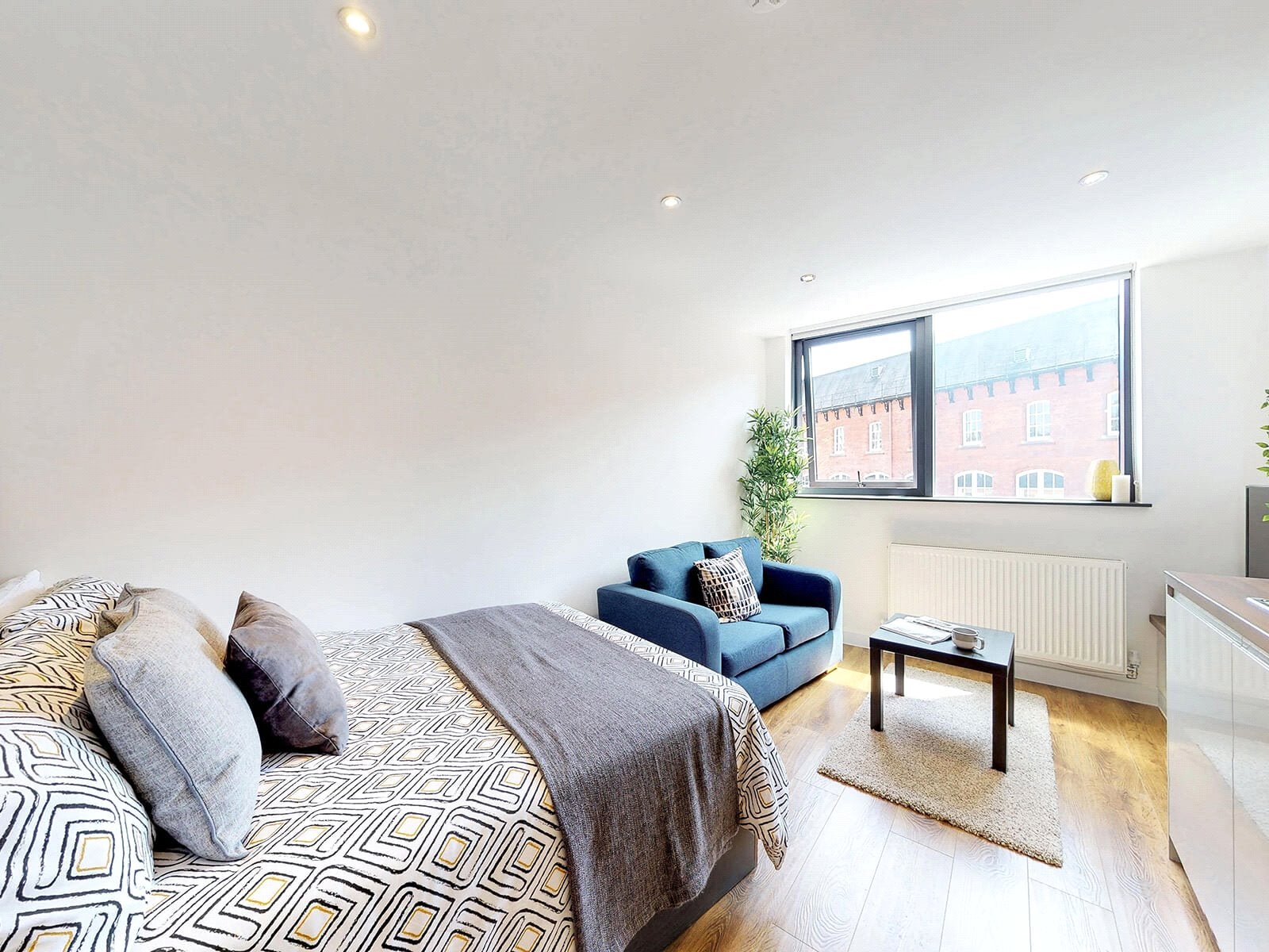 Flat Woodhouse Square in Leeds