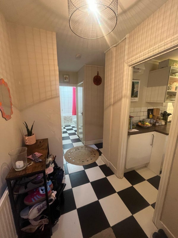 Flat Culverden Road in Greater London