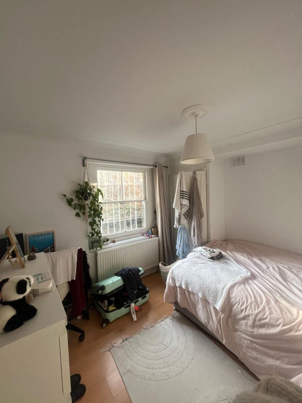 Flat Culverden Road in Greater London