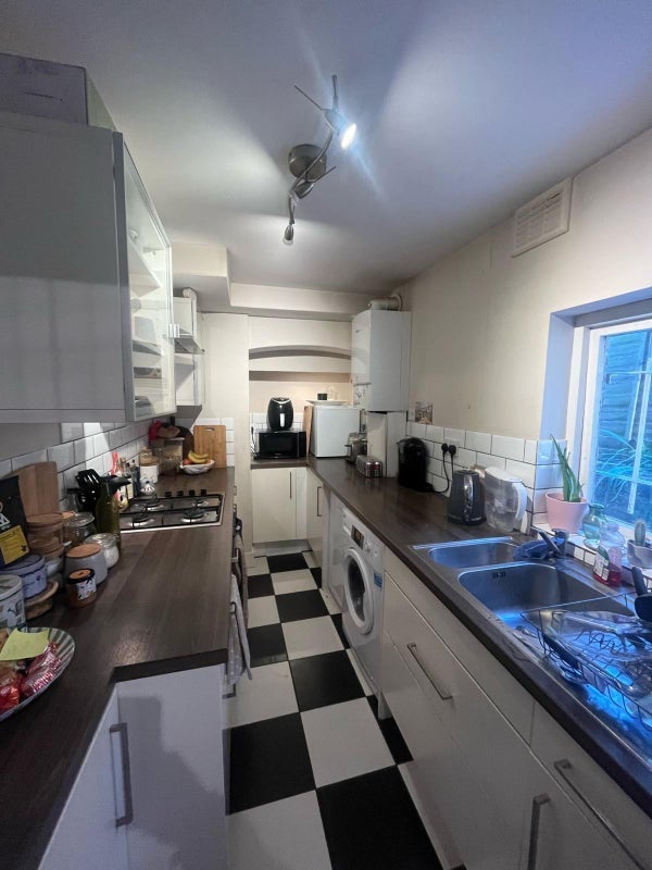 Flat Culverden Road in Greater London