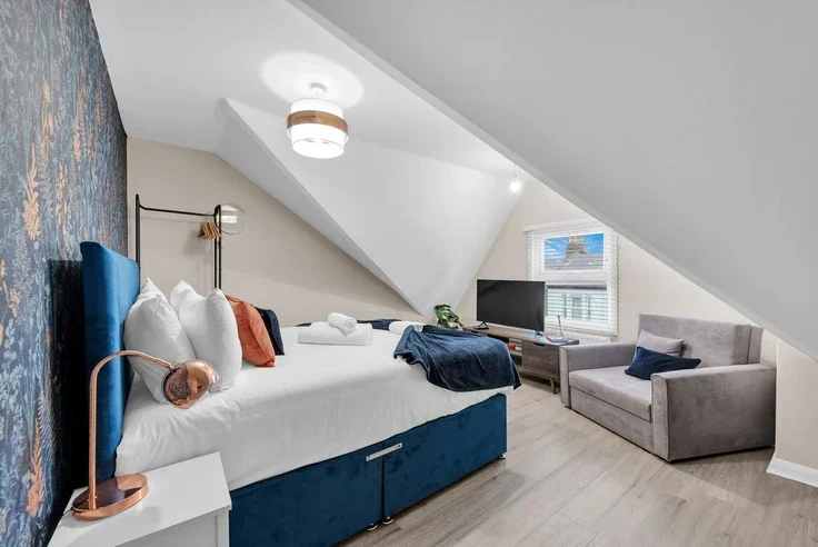 Flat Wightman Road in Greater London