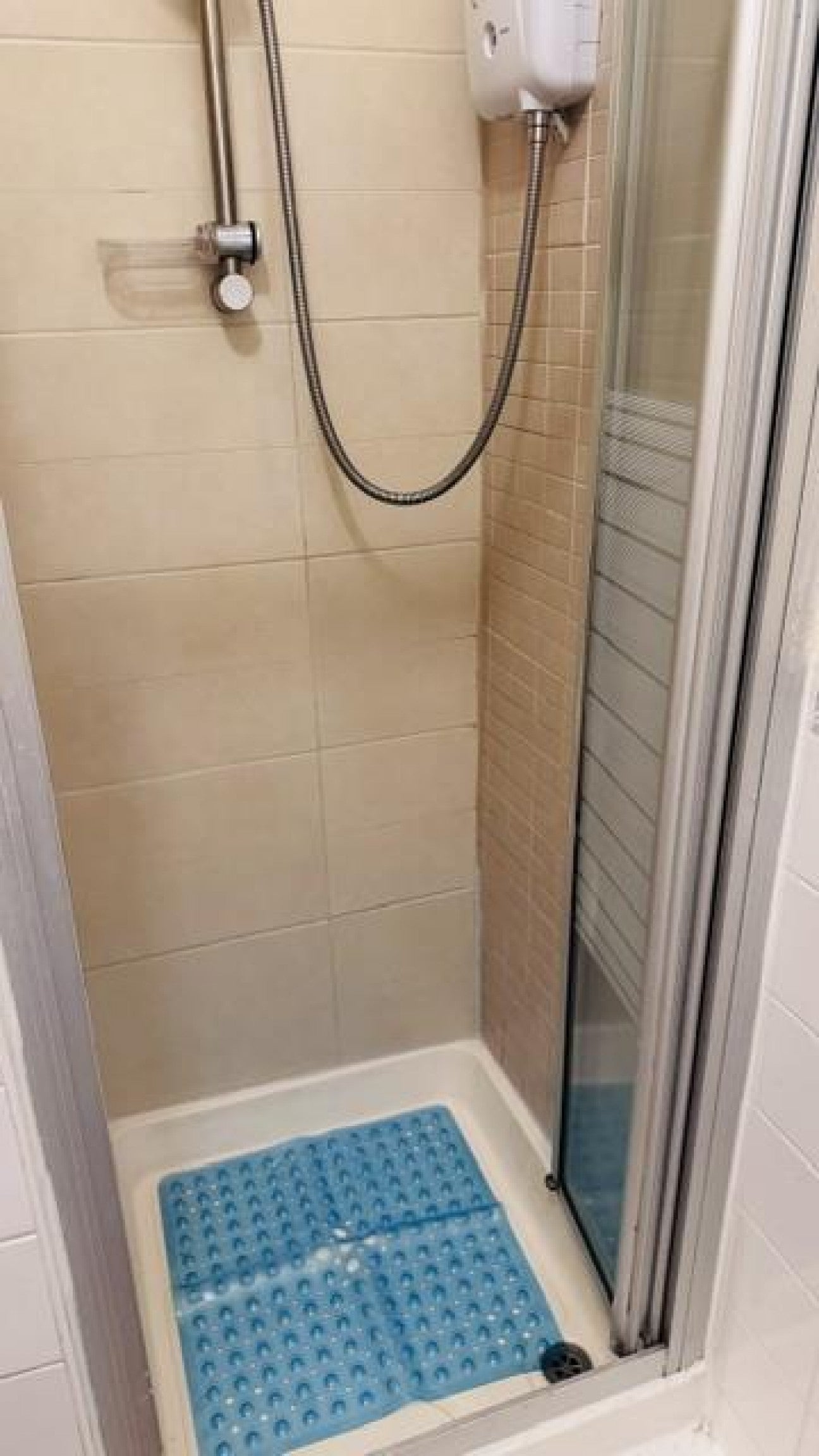 Flat Cambrian Place in Swansea