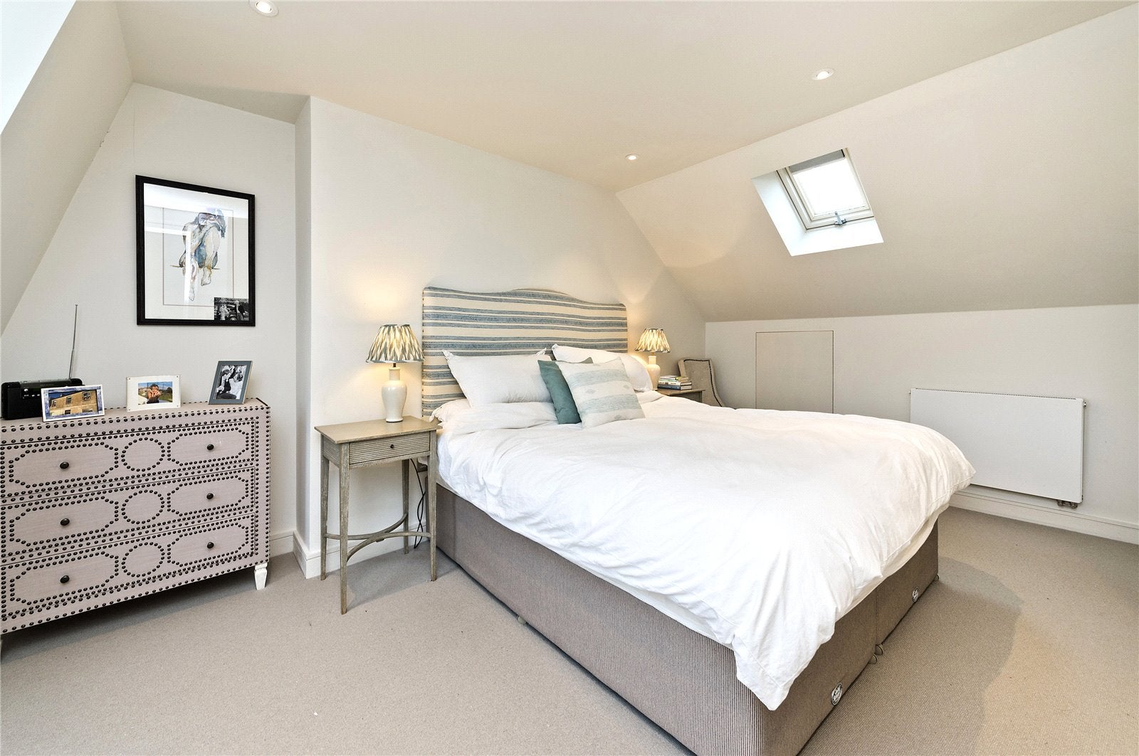Flat Rowallan Road in Greater London