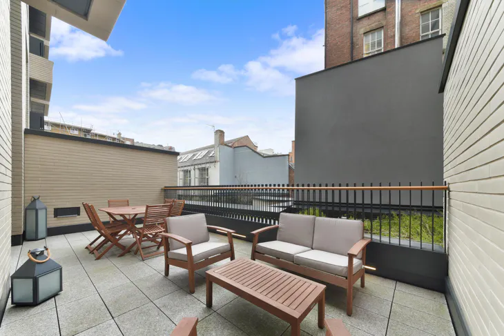 Flat Rathbone Place in City of Westminster