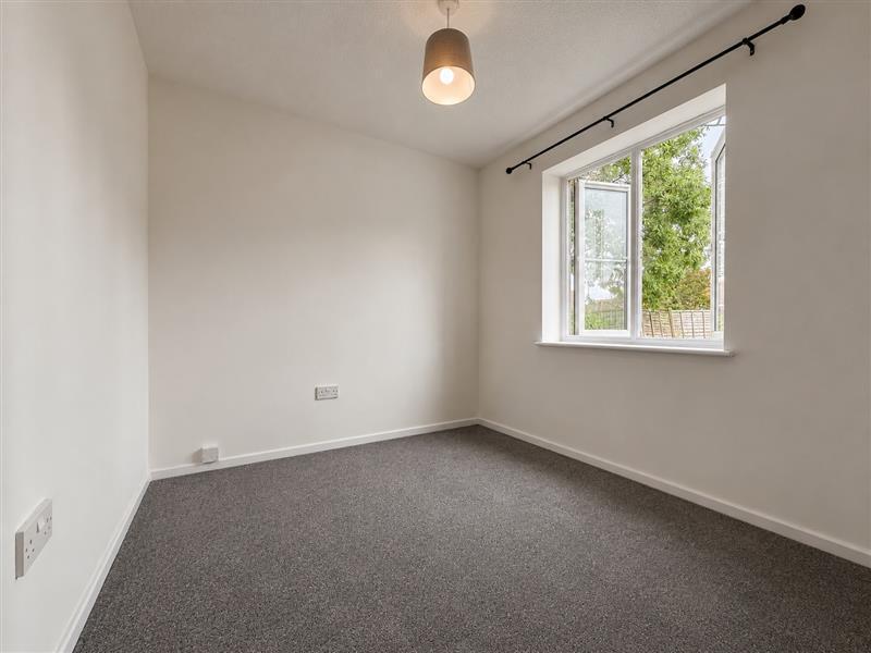 Flat Rothermere Close in Cheltenham