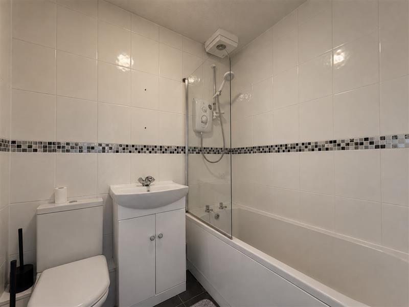 Flat Rothermere Close in Cheltenham