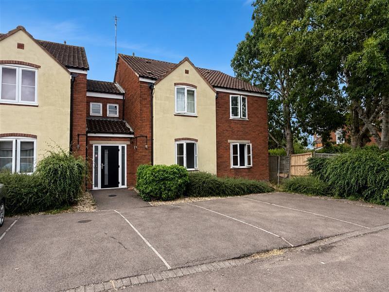 Flat Rothermere Close in Cheltenham