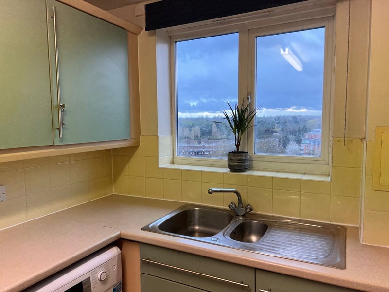 Flat Glebelands Close in Greater London