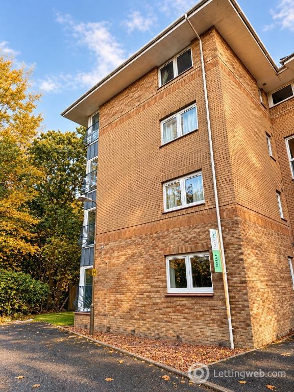 Flat Swallow Brae in Livingston