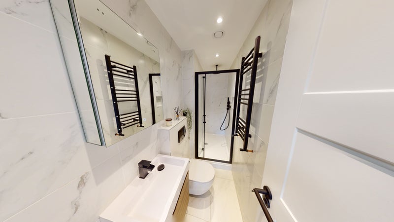 Room Rookery Road in Birmingham