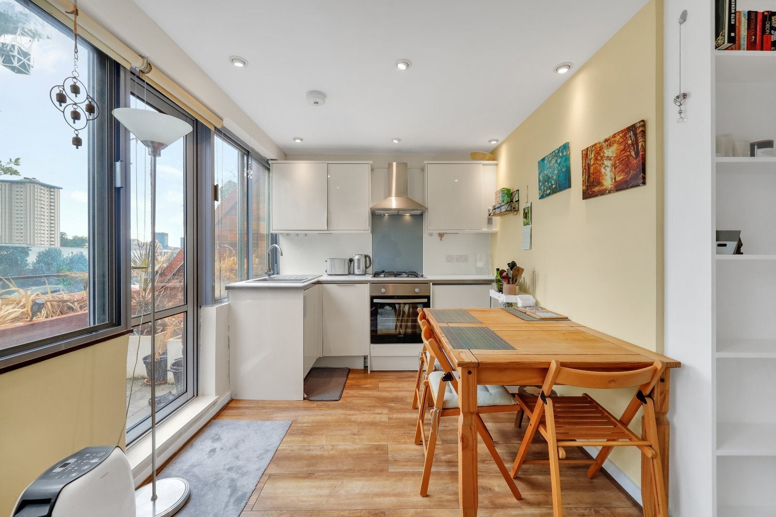 Flat Richmond House in Greater London