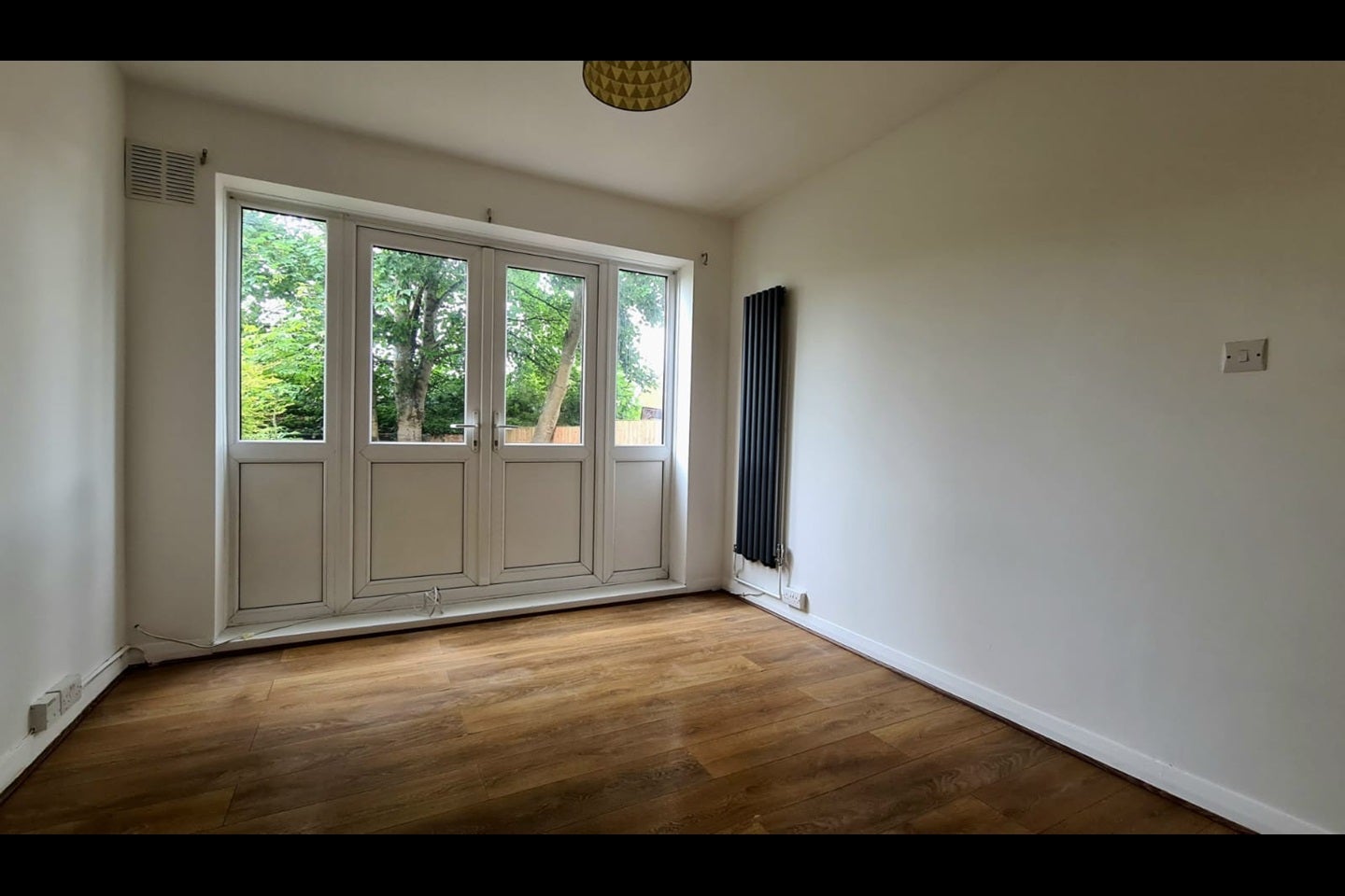 Flat Lawrie Park Road in Greater London